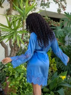 Déshabillé 100% Soie MARJOLAINE "Ruby" 4RUB2001 - Cobalt -Vente de soutien-gorge pas cher DC3A9shabillC3A9201002520soie20MARJOLAINE2022Ruby22204RUB200120 20Cobalt 1