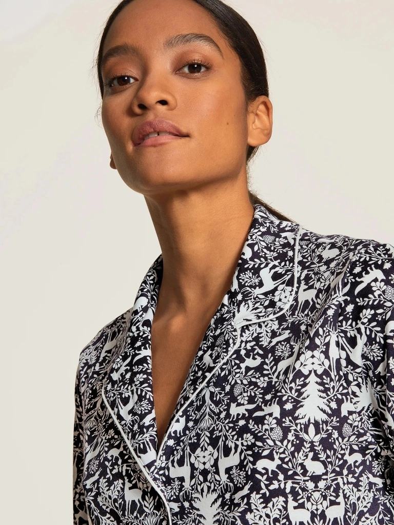 Pyjama Dame Boutonné CALIDA "Winter Dreams" 41292 - Dark Lapis Blue 339 3 Pyjama Dame Boutonné CALIDA "Winter Dreams" 41292 - Dark Lapis Blue 339 – Image 3