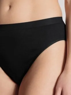 Slip Coupe Classique 100% Coton CALIDA "Light" 23102 - Noir 992 -Vente de soutien-gorge pas cher Slip20coupe20classique201002520coton20CALIDA2022Light22202310220 20Noir20992
