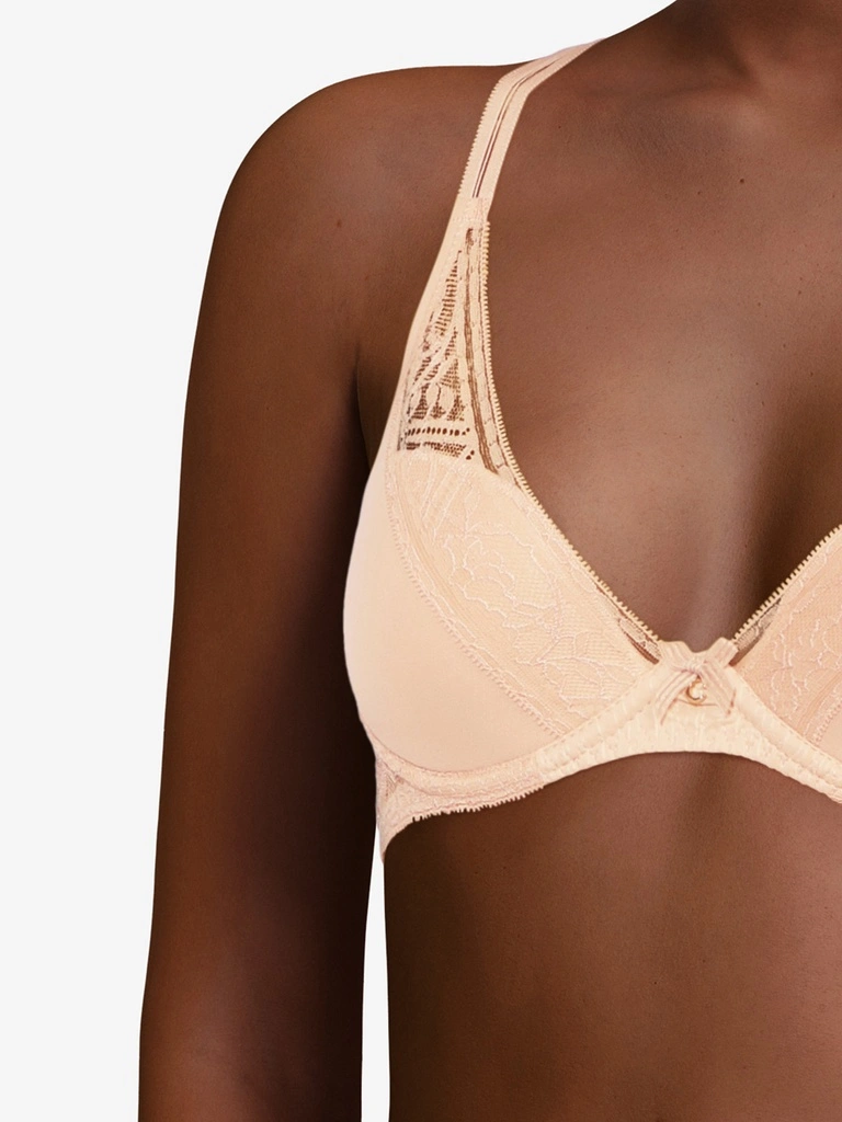 Soutien-gorge à Coque Plongeant CHANTELLE "Alto" C12L20 - Beige Doré 01N 2 Soutien-gorge à Coque Plongeant CHANTELLE "Alto" C12L20 - Beige Doré 01N – Image 2