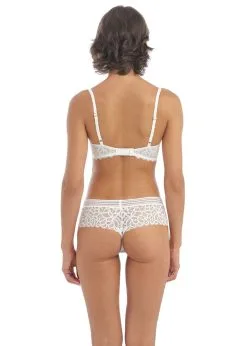 Soutien-gorge à Coque Rembourré Plongeant WACOAL "Raffiné" WE148003 - Blanc WHE 6 Soutien-gorge à Coque Rembourré Plongeant WACOAL "Raffiné" WE148003 - Blanc WHE -Vente de soutien-gorge pas cher Soutien gorge20C3A020coque20rembourrC3A920plongeant20WACOAL2022RaffinC3A92220WE14800320 20Blanc20WHI 1