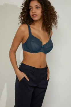 Soutien-gorge Armature Push-up MAISON LEJABY "Gaby" 211031 - Nuit Bleue B0037 -Vente de soutien-gorge pas cher Soutien gorge20armature20push up20MAISON20LEJABY2022Ombrage222021103120 20Nuit20bleue20B0037 1