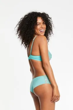 Soutien-gorge Armature Triangle Cerclé MAISON LEJABY "Sin" 19133 - Fidji B0045 -Vente de soutien-gorge pas cher Soutien gorge20armature20triangle20cerclC3A920MAISON20LEJABY2022Sin22201913320 20Fidji20B0045 2