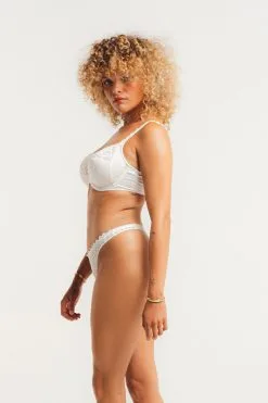 Soutien-gorge Armatures Classique Emboitant LOUISA BRACQ "Electric Waves" 494-01 - Nacre NCR -Vente de soutien-gorge pas cher Soutien gorge20armatures20classique20emboitant20LOUISA20BRACQ2022Electric20Waves2220494 0120 20Nacre20NCR 2