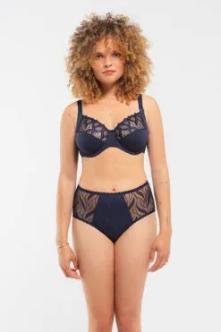 Soutien-gorge Armatures En 3 Parties Emboitant LOUISA BRACQ "Julia" 477-01 - Nuit Electrique NTE -Vente de soutien-gorge pas cher Soutien gorge20armatures20en20320parties20emboitant20LOUISA20BRACQ2022Julia2220477 0120 20Nuit20Electrique20NTE