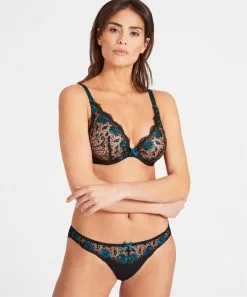 Soutien-gorge Armatures Triangle AUBADE "Fièvre Andalouse" QC12 - Lapis Lazuli 8 Soutien-gorge Armatures Triangle AUBADE "Fièvre Andalouse" QC12 - Lapis Lazuli -Vente de soutien-gorge pas cher Soutien gorge20armatures20triangle20AUBADE2022FiC3A8vre20Andalouse2220QC1220 20Lapis20Lazuli 1