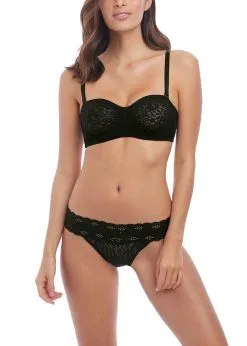 Soutien-gorge Bandeau Armatures WACOAL "Halo Lace" WA854205 - Noir BLK 8 Soutien-gorge Bandeau Armatures WACOAL "Halo Lace" WA854205 - Noir BLK -Vente de soutien-gorge pas cher Soutien gorge20bandeau20armatures20WACOAL2022Halo20Lace2220WA85420520 20Noir20BLK 1