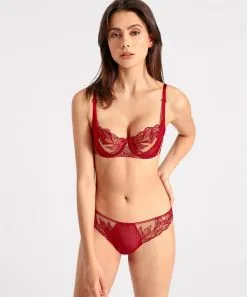 Soutien-gorge Corbeille AUBADE "Fleur De Tattoo" TB14 - Rouge Ecrin 8 Soutien-gorge Corbeille AUBADE "Fleur De Tattoo" TB14 - Rouge Ecrin -Vente de soutien-gorge pas cher Soutien gorge20corbeille20AUBADE2022Fleur20de20Tattoo2220TB1420 20Rouge20Ecrin 1