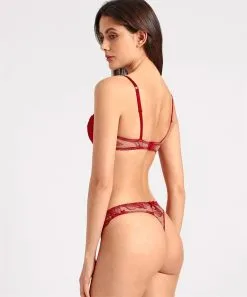 Soutien-gorge Corbeille AUBADE "Fleur De Tattoo" TB14 - Rouge Ecrin 10 Soutien-gorge Corbeille AUBADE "Fleur De Tattoo" TB14 - Rouge Ecrin -Vente de soutien-gorge pas cher Soutien gorge20corbeille20AUBADE2022Fleur20de20Tattoo2220TB1420 20Rouge20Ecrin 3
