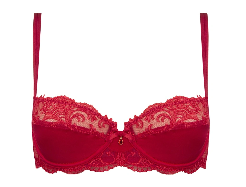 Soutien-gorge Corbeille LISE CHARMEL "Splendeur Soie" ACC3080 - Splendeur Rouge 2478 1 Soutien-gorge Corbeille LISE CHARMEL "Splendeur Soie" ACC3080 - Splendeur Rouge 2478