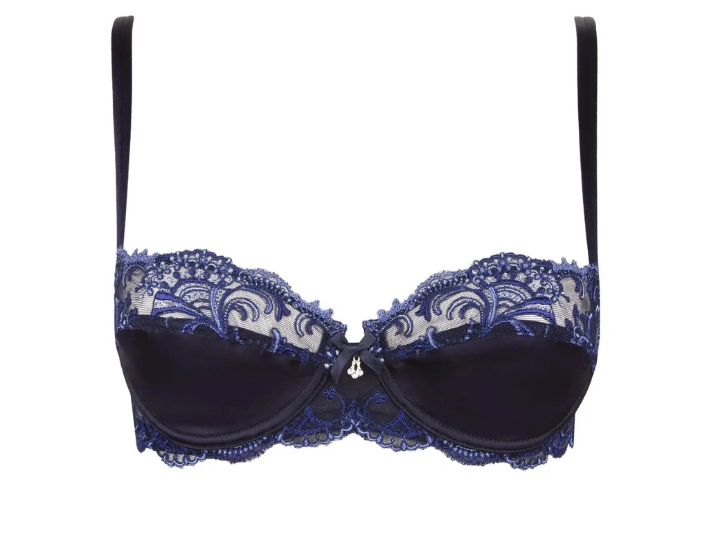 Soutien-gorge Corbeille LISE CHARMEL "Splendeur Soie" ACC3080 - Splendeur Bermudes 5276 1 Soutien-gorge Corbeille LISE CHARMEL "Splendeur Soie" ACC3080 - Splendeur Bermudes 5276