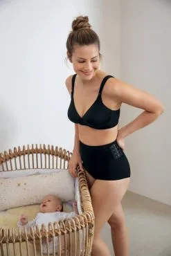 Soutien-gorge D'allaitement Coques & Sans Armatures ANITA MATERNITY "Miss Anita"5070 - Noir 001 -Vente de soutien-gorge pas cher Soutien gorge20d27allaitement20coques202620sans20armatures20ANITA20MATERNITY2022Miss20Anita22507020 20Noir20001 4