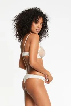 Soutien-gorge Demi Armature Triangle MAISON LEJABY "Sin" 19134 - Milk 0003 6 Soutien-gorge Demi Armature Triangle MAISON LEJABY "Sin" 19134 - Milk 0003 -Vente de soutien-gorge pas cher Soutien gorge20demi20armature20triangle20MAISON20LEJABY2022Sin22201913420 20Milk200003 1