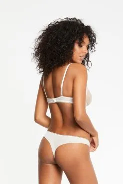 Soutien-gorge Demi Armature Triangle MAISON LEJABY "Sin" 19134 - Milk 0003 7 Soutien-gorge Demi Armature Triangle MAISON LEJABY "Sin" 19134 - Milk 0003 -Vente de soutien-gorge pas cher Soutien gorge20demi20armature20triangle20MAISON20LEJABY2022Sin22201913420 20Milk200003 2