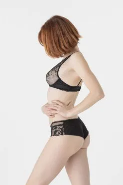 Soutien-gorge Demi Armature Triangle MAISON LEJABY "Sin" 19134 - Noir 04 9 Soutien-gorge Demi Armature Triangle MAISON LEJABY "Sin" 19134 - Noir 04 -Vente de soutien-gorge pas cher Soutien gorge20demi20armature20triangle20MAISON20LEJABY2022Sin22201913420 20Noir2004 2